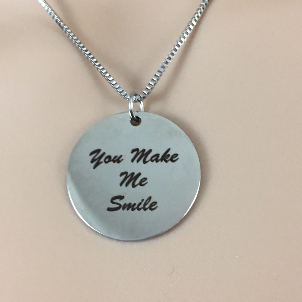 💝 “YOU MAKE ME SMILE” WOMAN’S NECKLACE.
